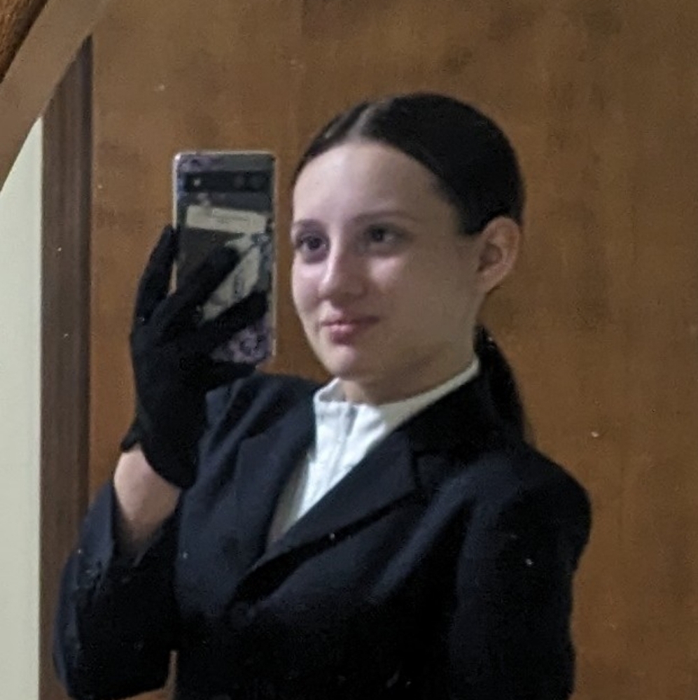Meet your Posher, Paige